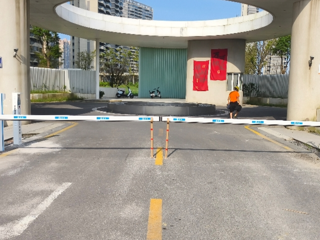 赋能文旅文娱新标杆！宜泊科技携手上海发元物业落地启东融创滨海度假城停车场项目，以AI数字化智理车场